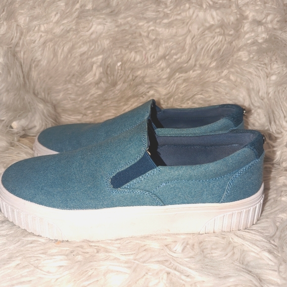 Nine West Slip On Loafers - Picture 2 of 7